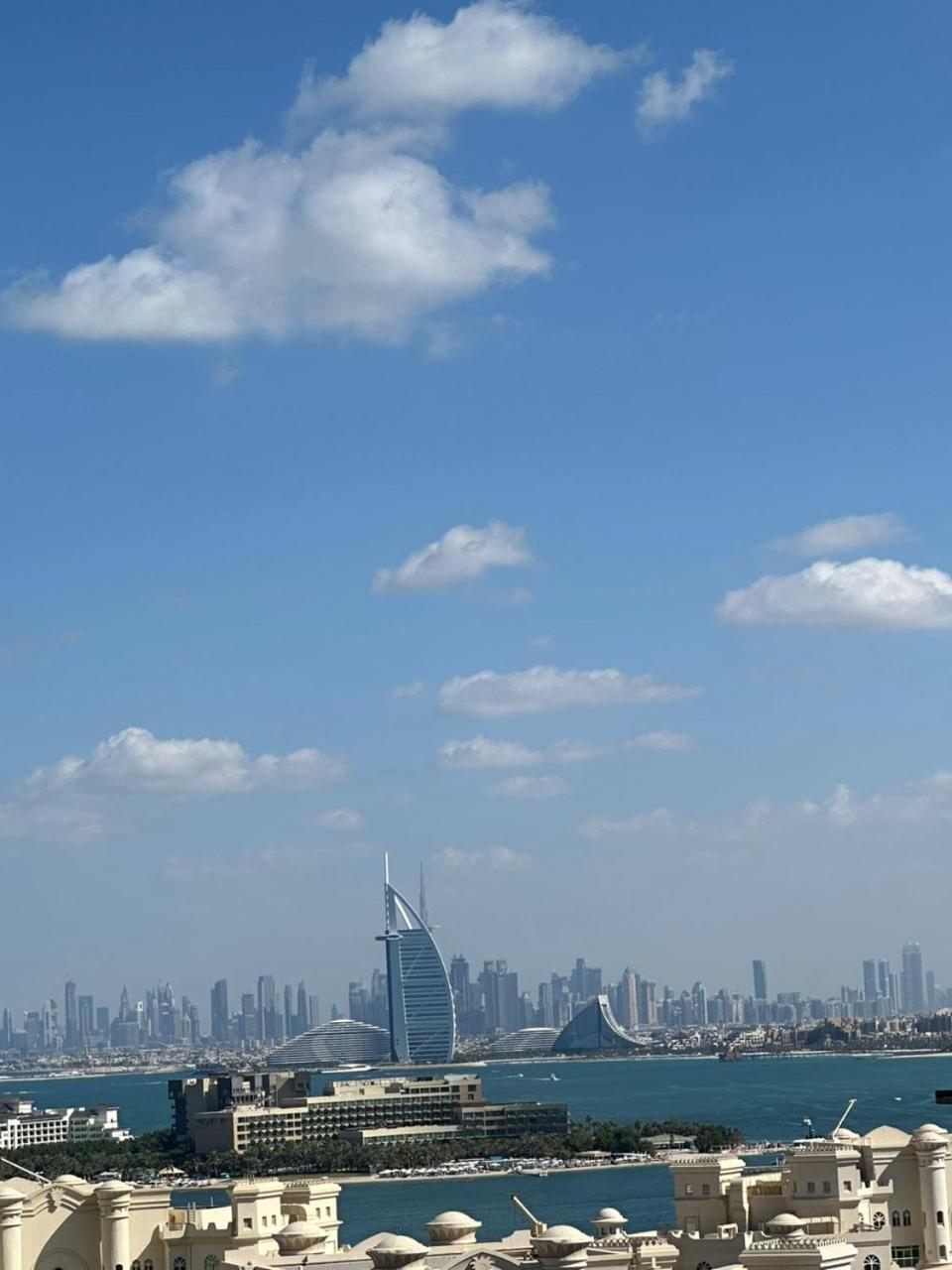 7 Palm Jumeirah Dubai Bagian luar foto