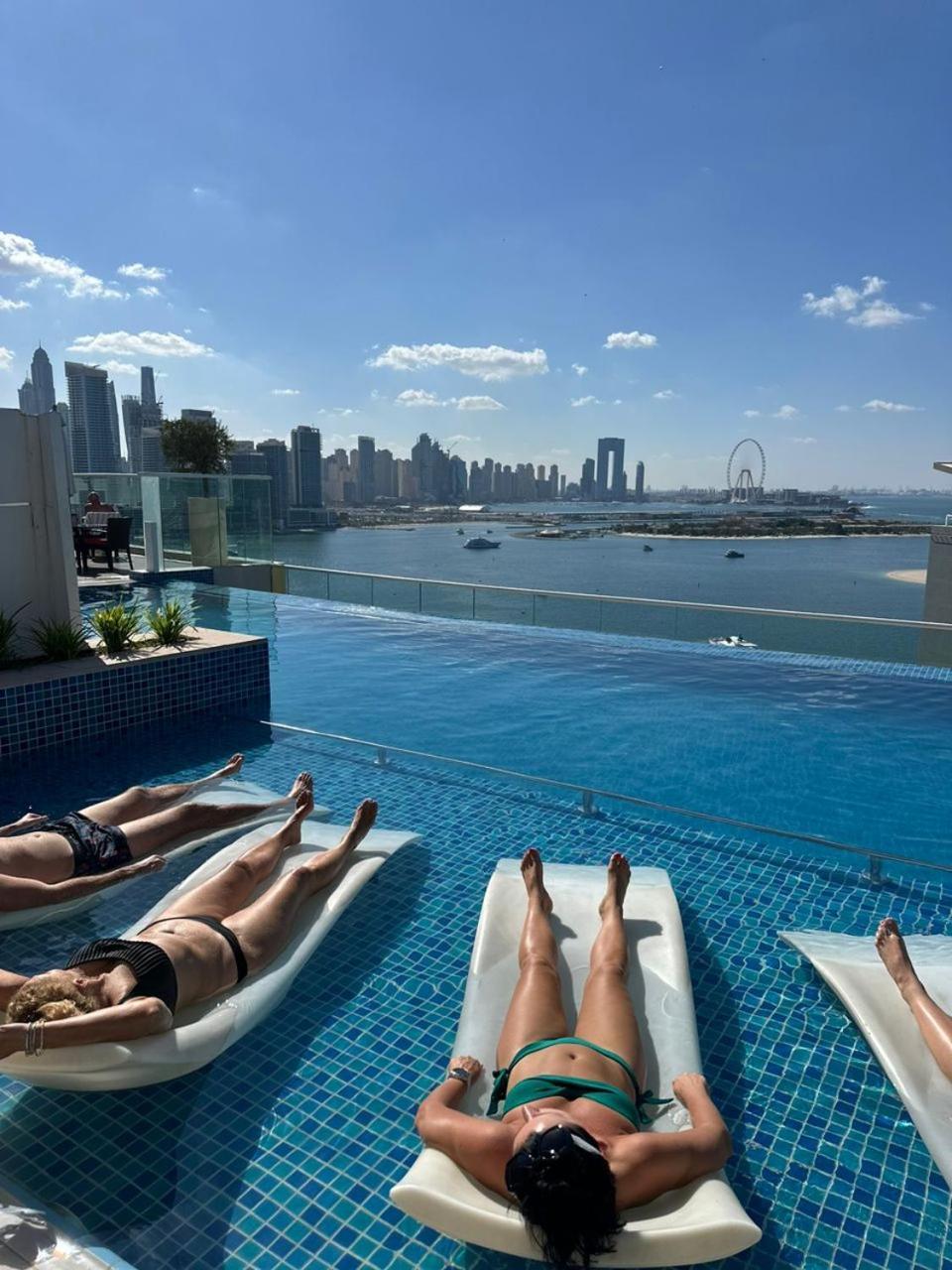 7 Palm Jumeirah Dubai Bagian luar foto